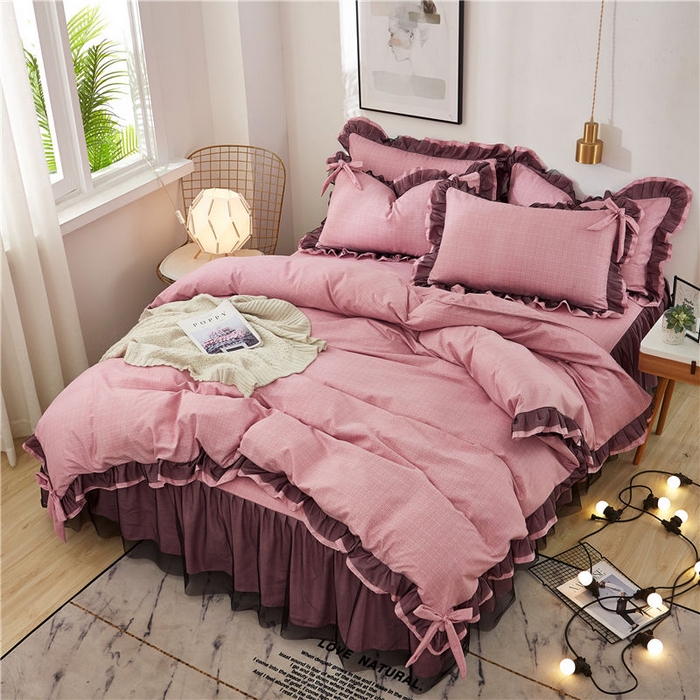 91家纺网 家纺一手货源 找家纺 后庭寝室 2025新款纯色磨毛黑蕾丝四件套-秘密花园 秘密花园-日珥红