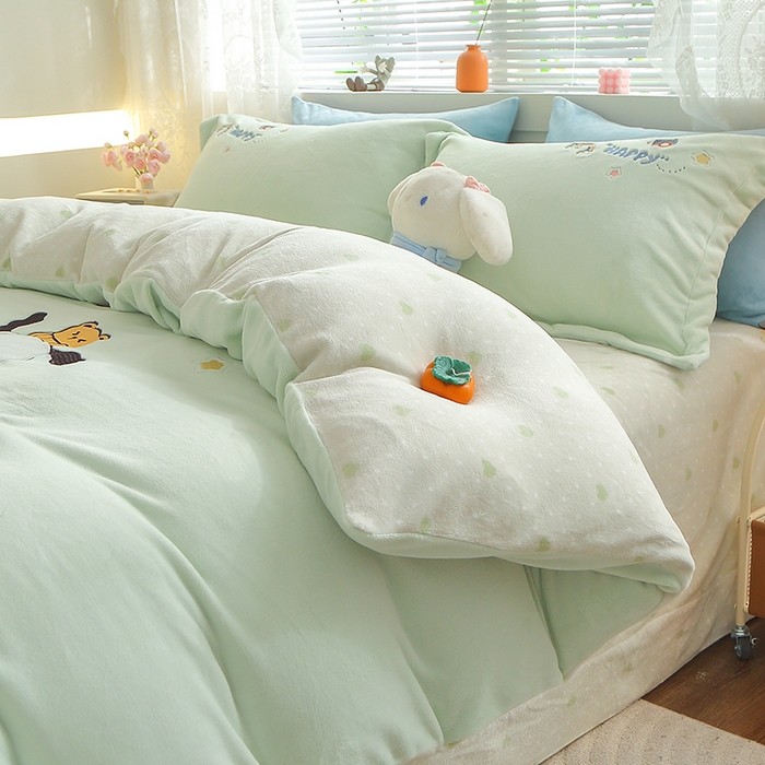 91家纺网 家纺一手货源 找家纺 美洲琳 2025新款卡通牛奶绒高克重四件套 奶茶-水绿