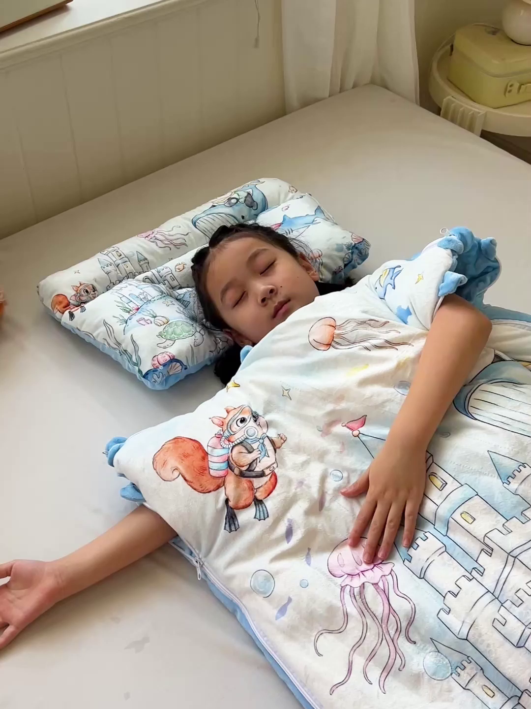 91家纺网 家纺一手货源 找家纺 沁童儿童用品店 2025新款小环抱MAX防踢被儿童被被子被芯 海底