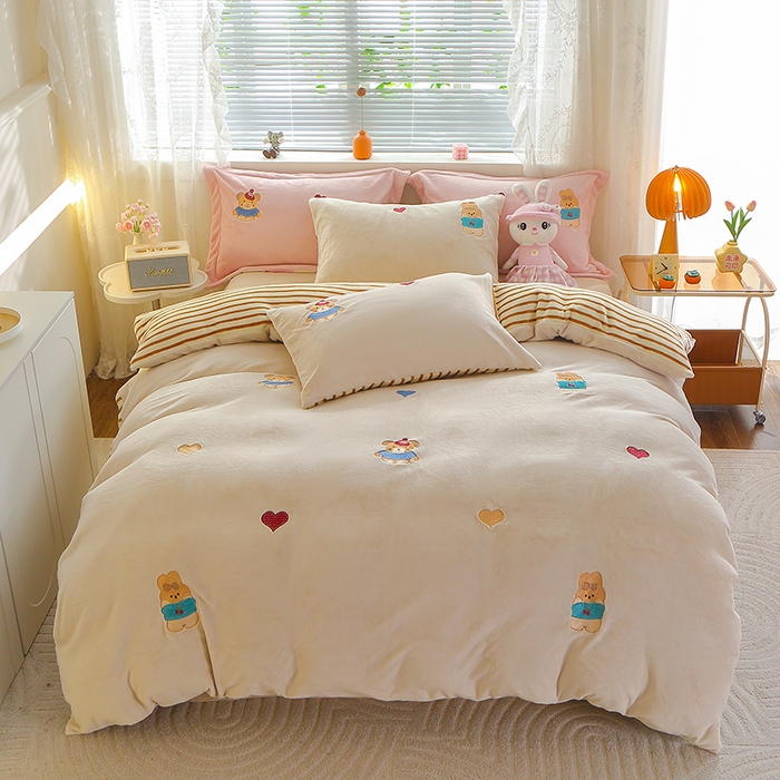 美洲琳 2025新款卡通牛奶绒高克重四件套 小困熊-驼