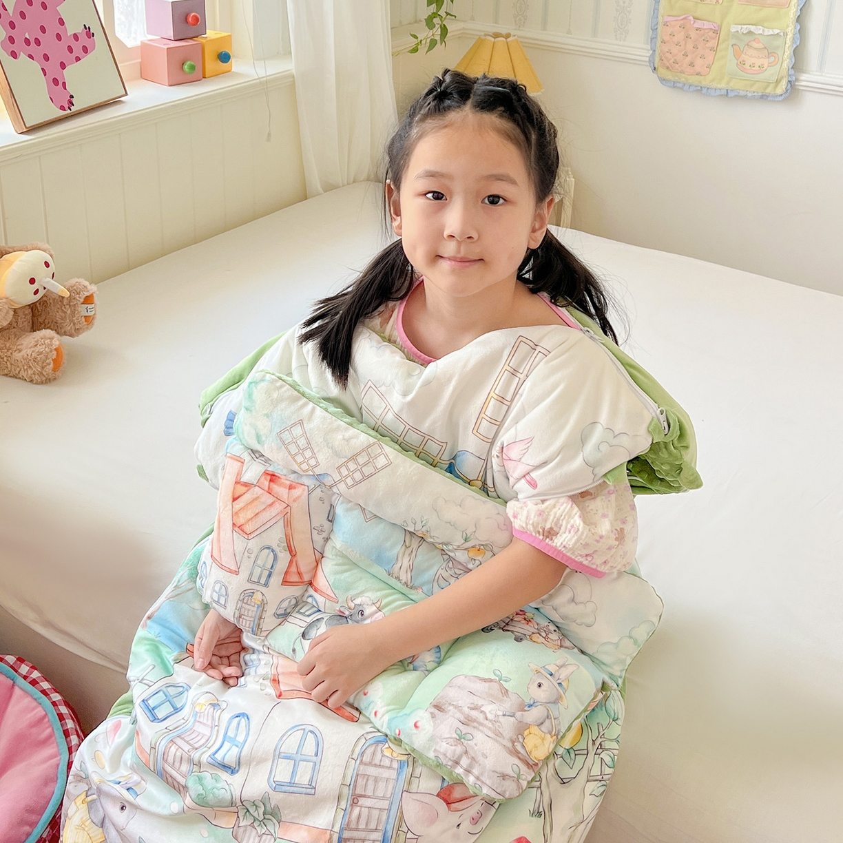 91家纺网 家纺一手货源 找家纺 沁童儿童用品店 2025新款小环抱MAX防踢被儿童被被子被芯 农场乐园