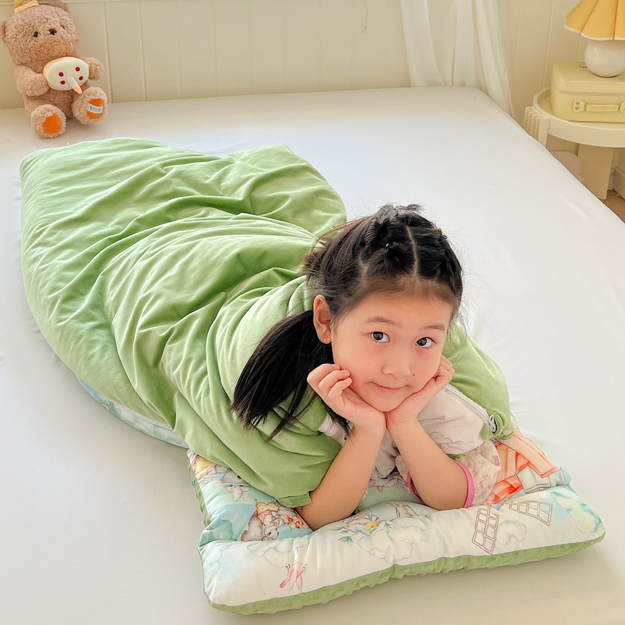 91家纺网 家纺一手货源 找家纺 沁童儿童用品店 2025新款小环抱MAX防踢被儿童被被子被芯 农场乐园