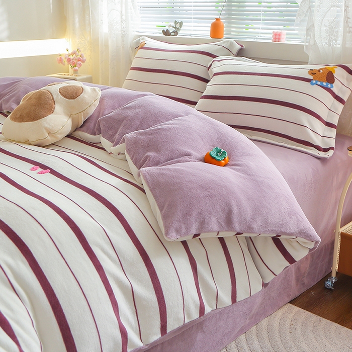 91家纺网 家纺一手货源 找家纺 美洲琳 2025新款卡通牛奶绒高克重四件套 小小窝-豆沙