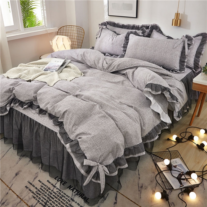 91家纺网 家纺一手货源 找家纺 后庭寝室 2025新款纯色磨毛黑蕾丝四件套-秘密花园 秘密花园-星云灰