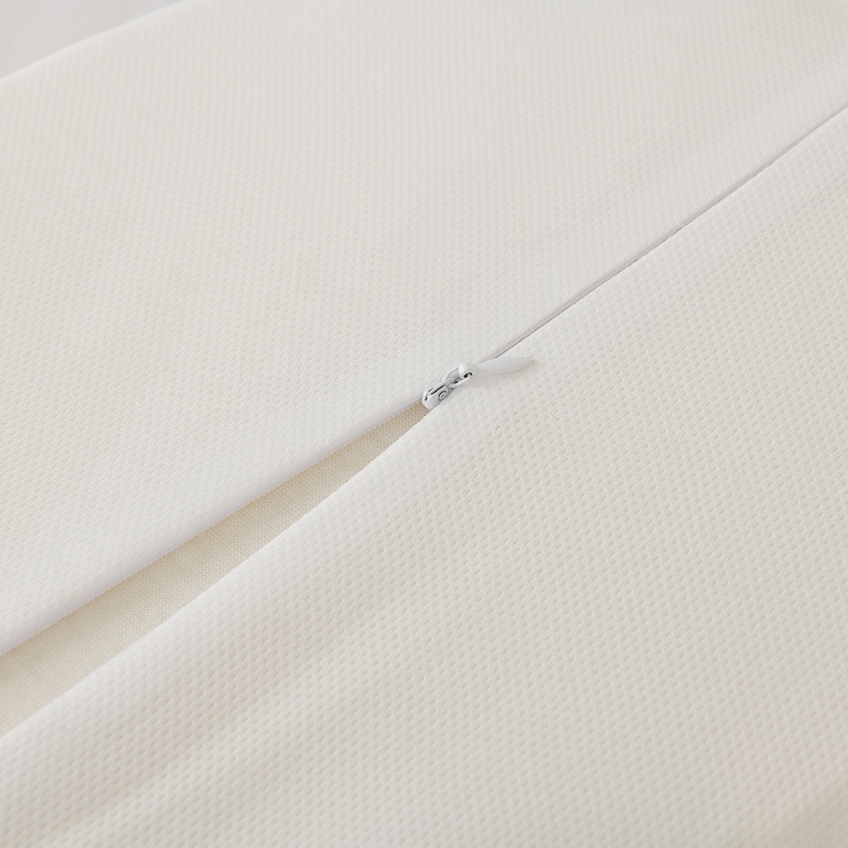 91家纺网 家纺一手货源 找家纺 小猫派 2025新款贴布绣豌豆儿童枕枕头枕芯 豌豆-泡芙云