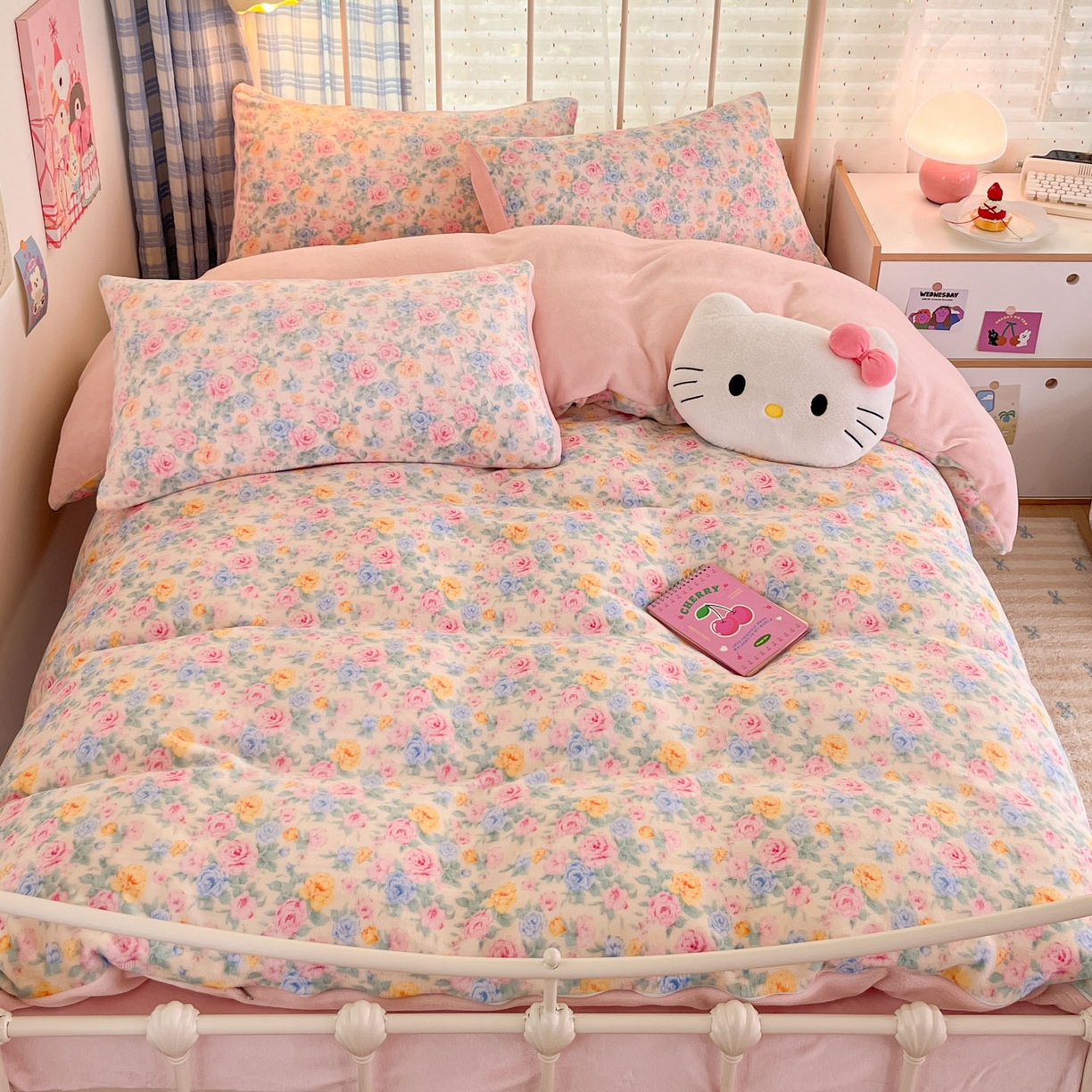 91家纺网 家纺一手货源 找家纺 贝扬思家纺 2025新款软fufu加厚保暖可爱系牛奶绒宿舍床套件系列（小红书推荐）（提供买家秀） 蔷薇语