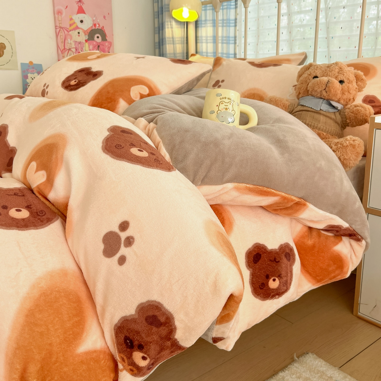 91家纺网 家纺一手货源 找家纺 贝扬思家纺 2025新款软fufu加厚保暖可爱系牛奶绒宿舍床套件系列（小红书推荐）（提供买家秀） 巧克力熊