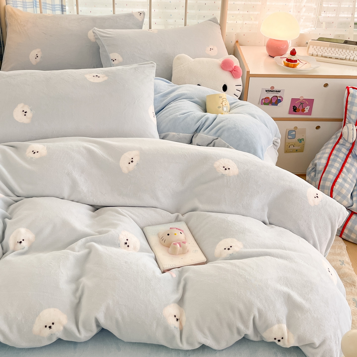 91家纺网 家纺一手货源 找家纺 贝扬思家纺 2025新款软fufu加厚保暖可爱系牛奶绒宿舍床套件系列（小红书推荐）（提供买家秀） 绒绒小狗-蓝