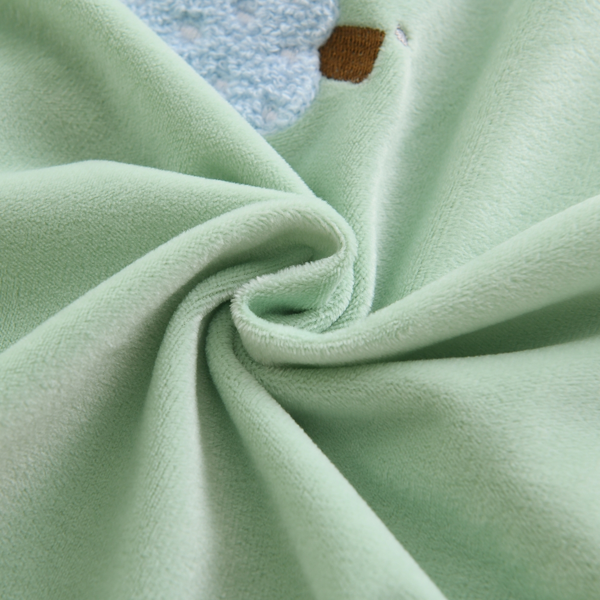 91家纺网 家纺一手货源 找家纺 小猫派 2025新款宝宝绒乳胶枕套单品枕套单件枕套 圣诞森