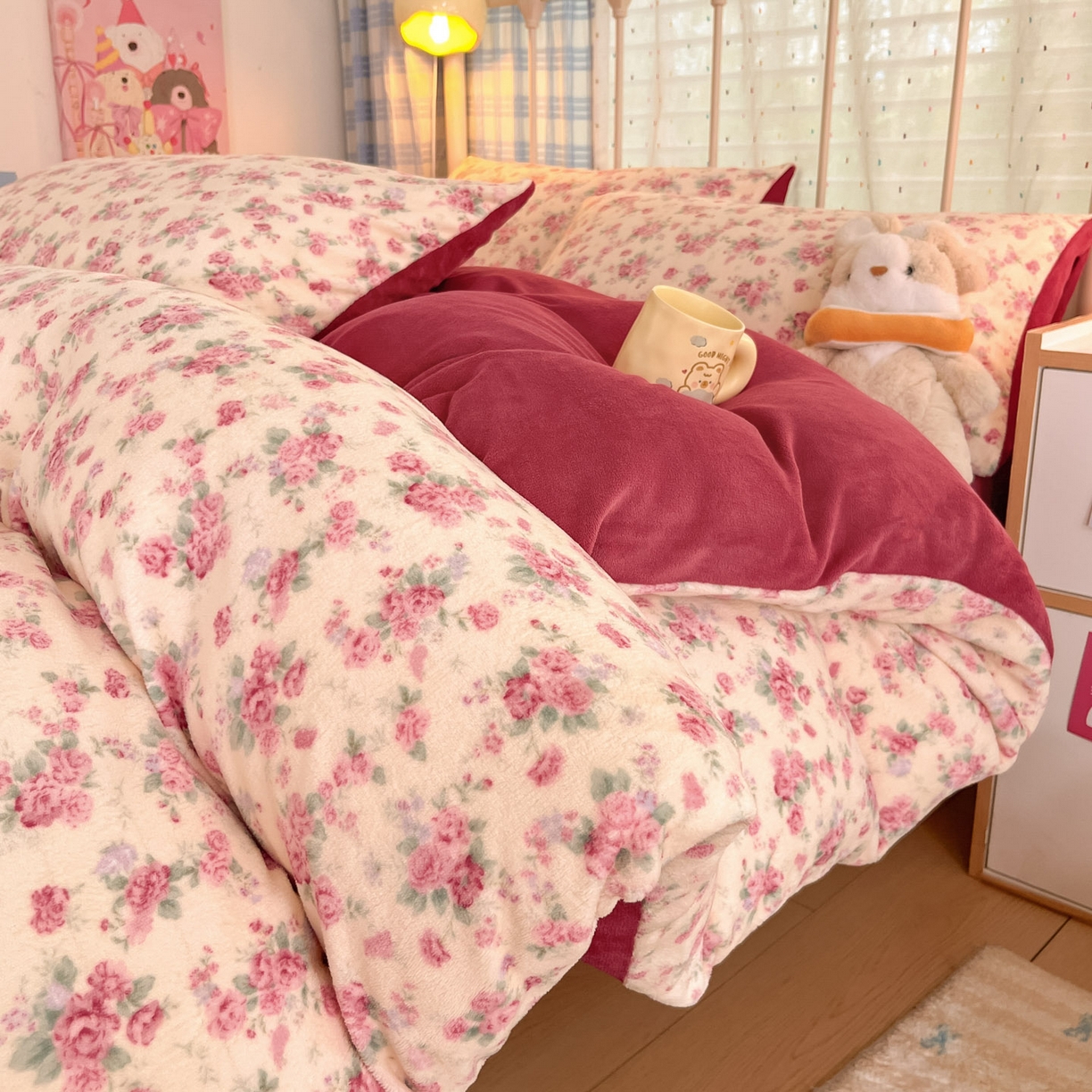 91家纺网 家纺一手货源 找家纺 贝扬思家纺 2025新款软fufu加厚保暖可爱系牛奶绒宿舍床套件系列（小红书推荐）（提供买家秀） 疏影