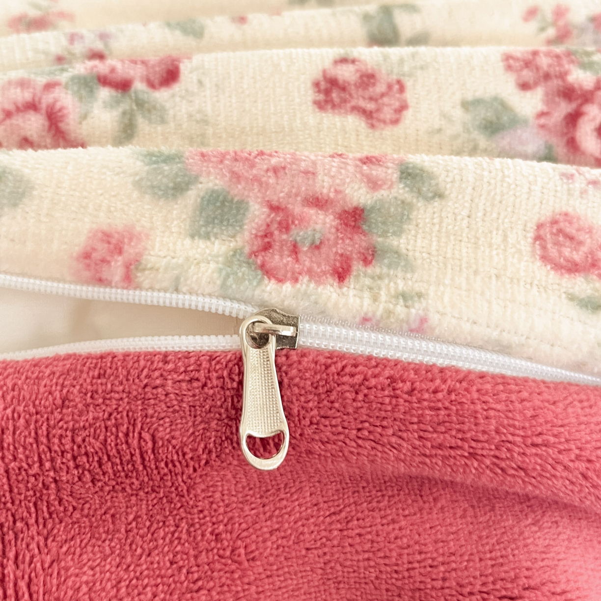 91家纺网 家纺一手货源 找家纺 贝扬思家纺 2025新款软fufu加厚保暖可爱系牛奶绒宿舍床套件系列（小红书推荐）（提供买家秀） 疏影