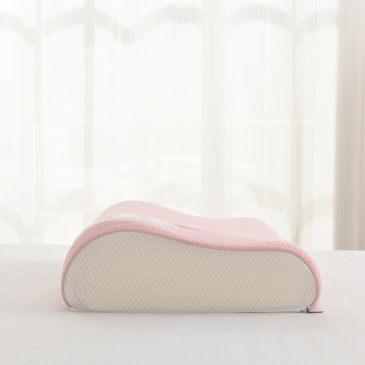 91家纺网 家纺一手货源 找家纺 小猫派 2025新款贴布绣棉布乳胶枕套单品枕套单件枕套 泡芙云（豆豆棉）