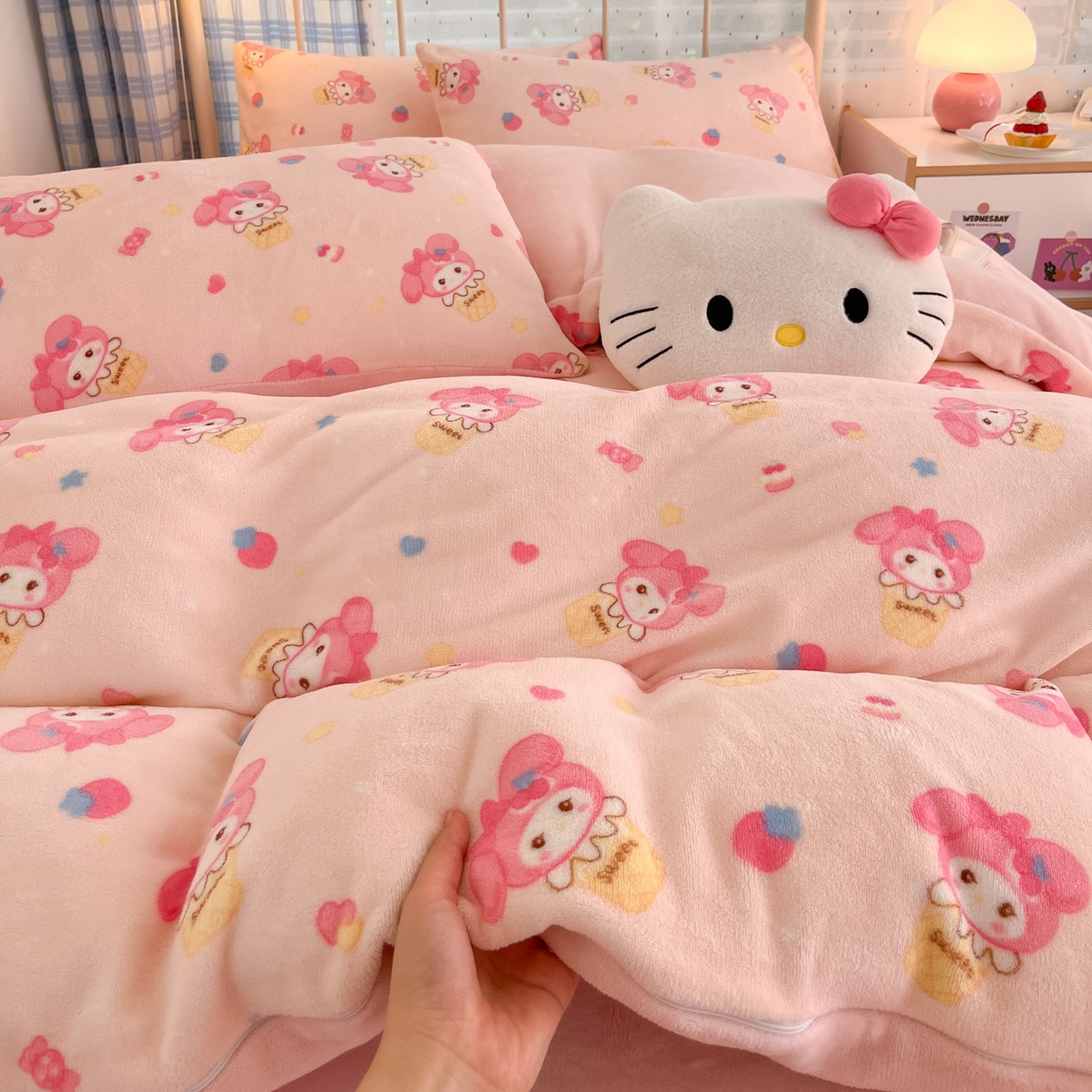 91家纺网 家纺一手货源 找家纺 贝扬思家纺 2025新款软fufu加厚保暖可爱系牛奶绒宿舍床套件系列（小红书推荐）（提供买家秀） 小美甜品屋