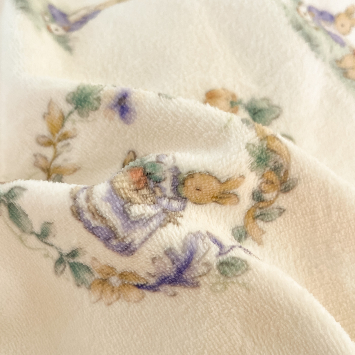 91家纺网 家纺一手货源 找家纺 贝扬思家纺 2025新款软fufu加厚保暖可爱系牛奶绒宿舍床套件系列（小红书推荐）（提供买家秀） 小兔幻境