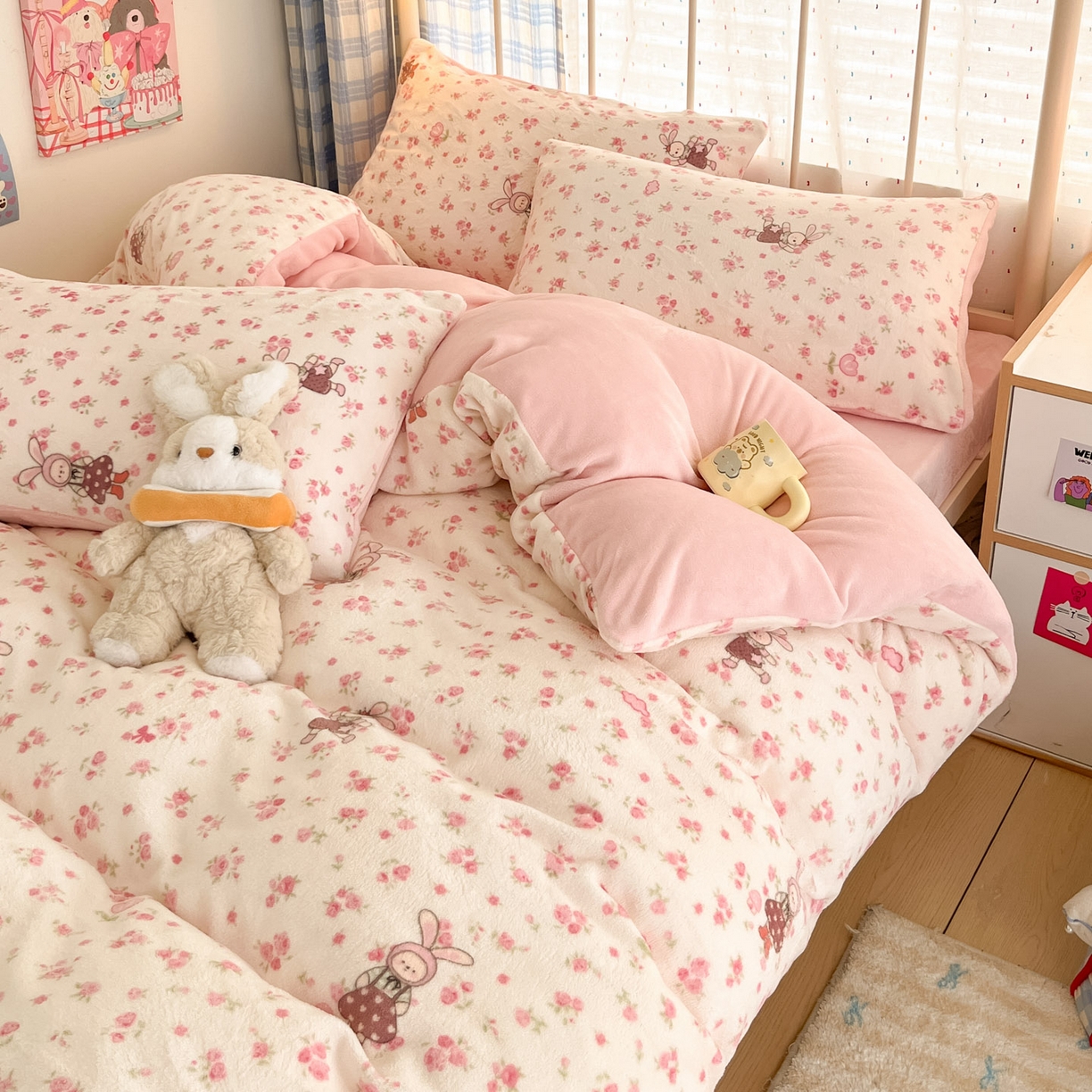 91家纺网 家纺一手货源 找家纺 贝扬思家纺 2025新款软fufu加厚保暖可爱系牛奶绒宿舍床套件系列（小红书推荐）（提供买家秀） 小兔舞