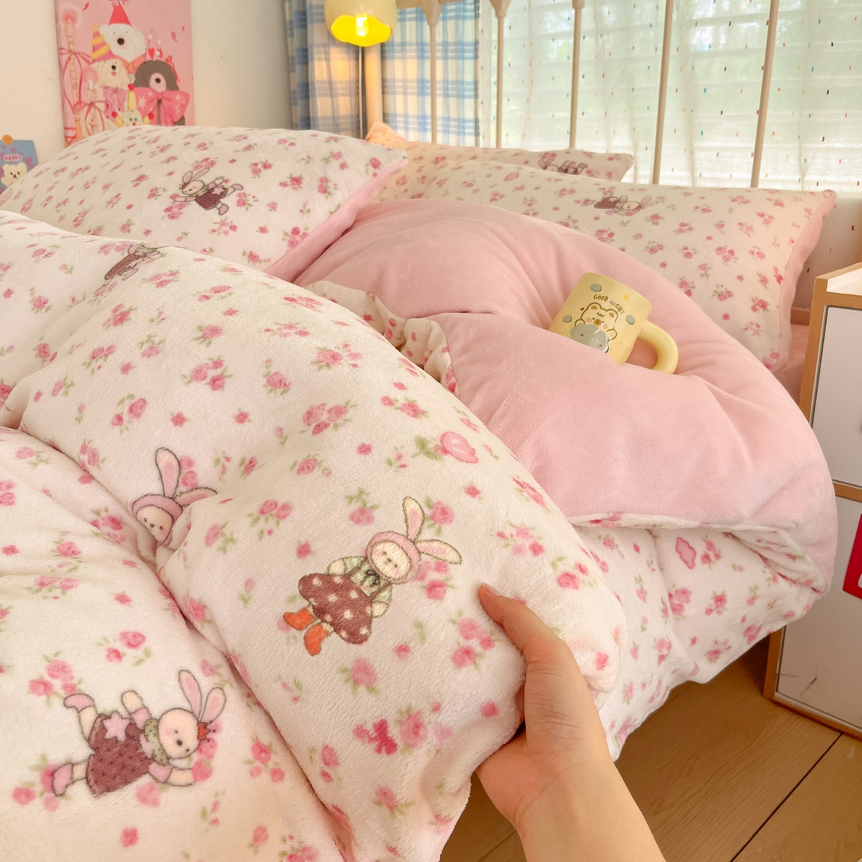 91家纺网 家纺一手货源 找家纺 贝扬思家纺 2025新款软fufu加厚保暖可爱系牛奶绒宿舍床套件系列（小红书推荐）（提供买家秀） 小兔舞