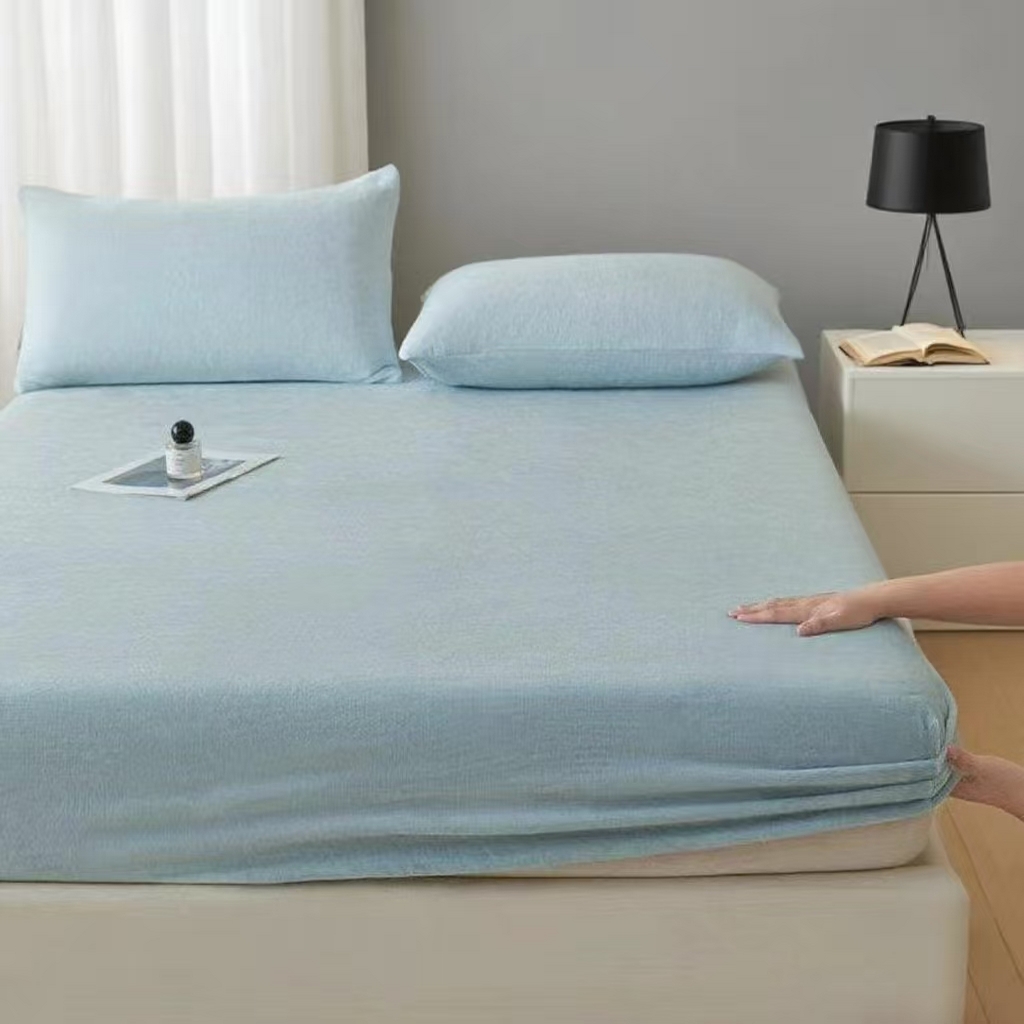 91家纺网 家纺一手货源 找家纺 世爵 2025新款简约纯色牛奶绒床笠单床笠床笠单件床垫保护套 天蓝