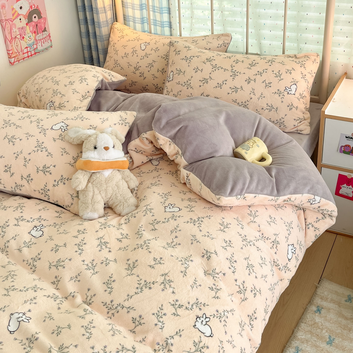 91家纺网 家纺一手货源 找家纺 贝扬思家纺 2025新款软fufu加厚保暖可爱系牛奶绒宿舍床套件系列（小红书推荐）（提供买家秀） 枝枝兔