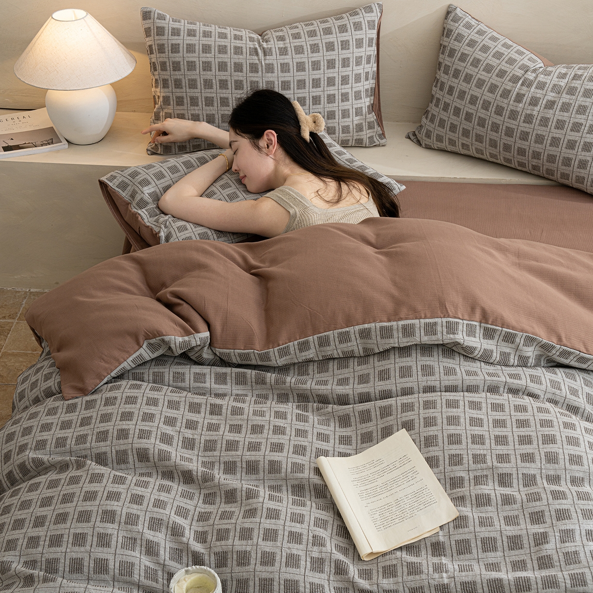 91家纺网 家纺一手货源 找家纺 典曼家纺 2025新款棉麻提花磨毛四件套-禾屿 禾屿-棕