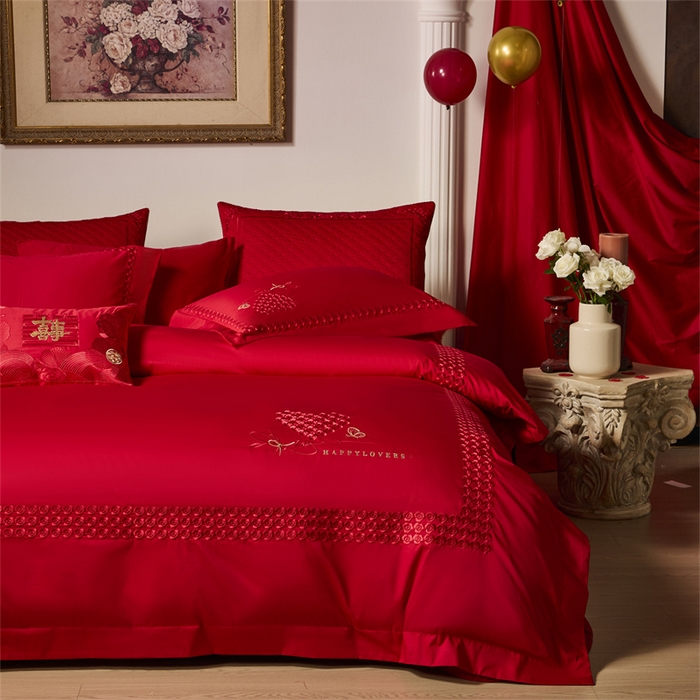 91家纺网 家纺一手货源 找家纺 高大尚婚庆馆 2025秋冬新款长绒棉臻棉系列婚庆款多件套星河花海