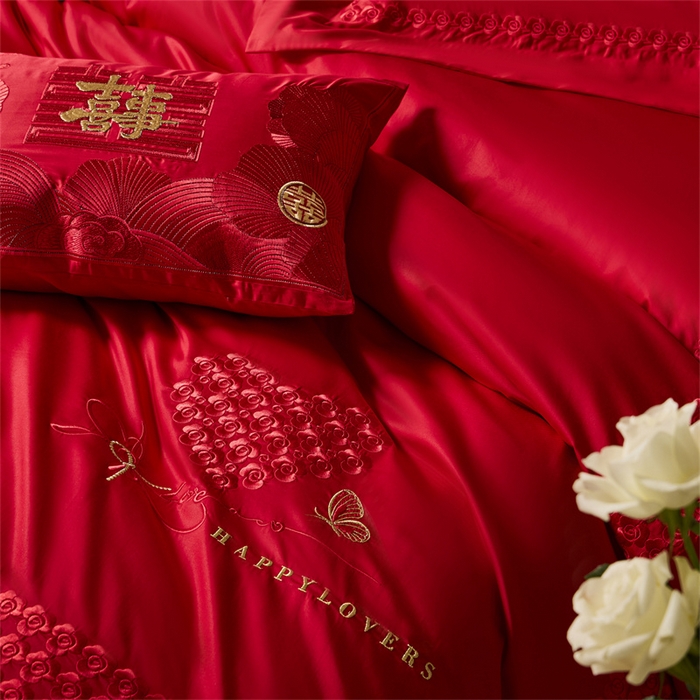 91家纺网 家纺一手货源 找家纺 高大尚婚庆馆 2025秋冬新款长绒棉臻棉系列婚庆款多件套星河花海