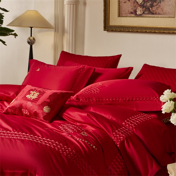 91家纺网 家纺一手货源 找家纺 高大尚婚庆馆 2025秋冬新款长绒棉臻棉系列婚庆款多件套星河花海