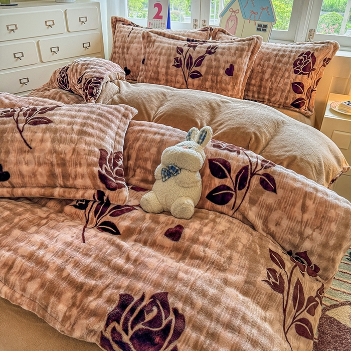 91家纺网 家纺一手货源 找家纺 （总）家贝爱 2025新款加厚牛奶绒泡泡兔毛绒四件套