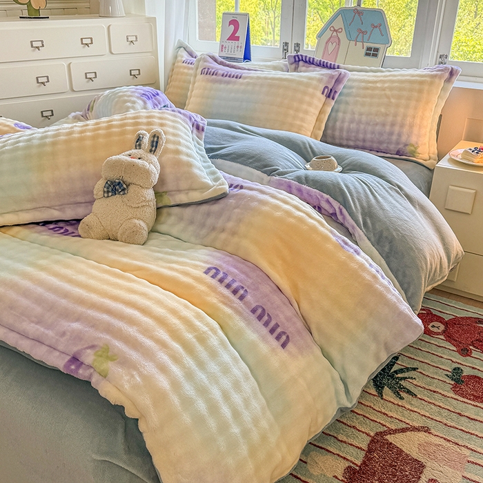 91家纺网 家纺一手货源 找家纺 家贝爱 2025新款加厚牛奶绒泡泡兔毛绒四件套 泡泡绒-幻彩