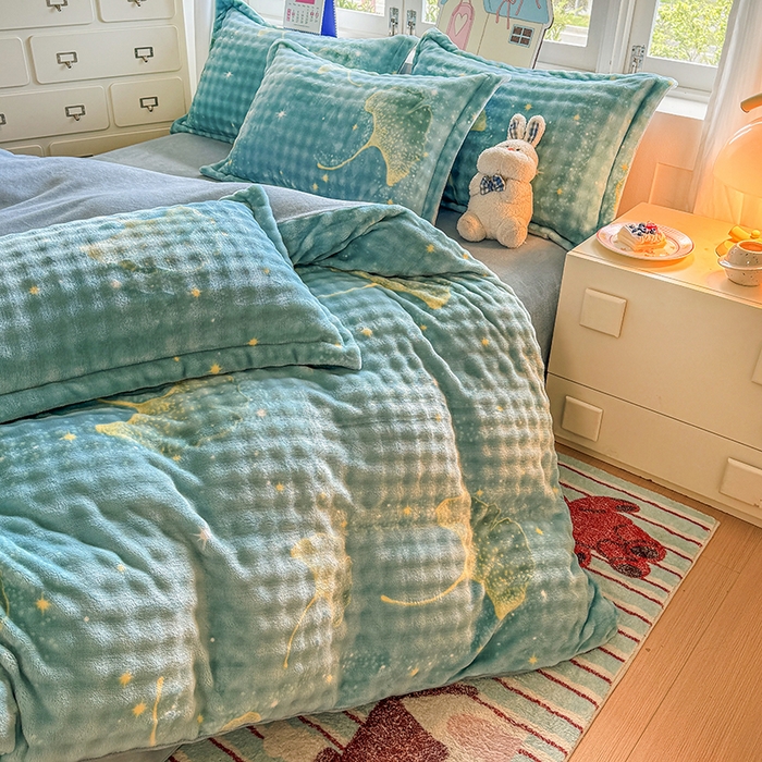 91家纺网 家纺一手货源 找家纺 家贝爱 2025新款加厚牛奶绒泡泡兔毛绒四件套 泡泡绒-银杏叶