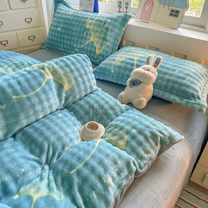 91家纺网 家纺一手货源 找家纺 家贝爱 2025新款加厚牛奶绒泡泡兔毛绒四件套 泡泡绒-银杏叶