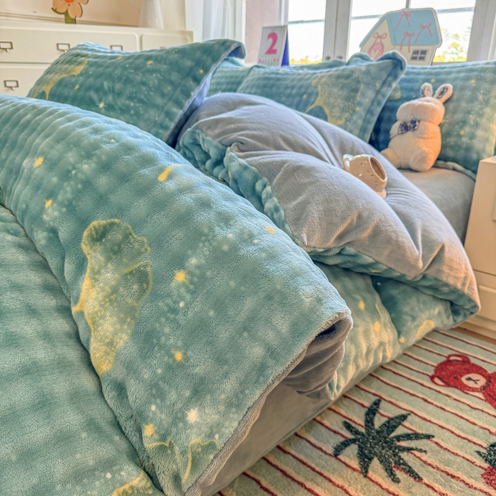 91家纺网 家纺一手货源 找家纺 家贝爱 2025新款加厚牛奶绒泡泡兔毛绒四件套 泡泡绒-银杏叶