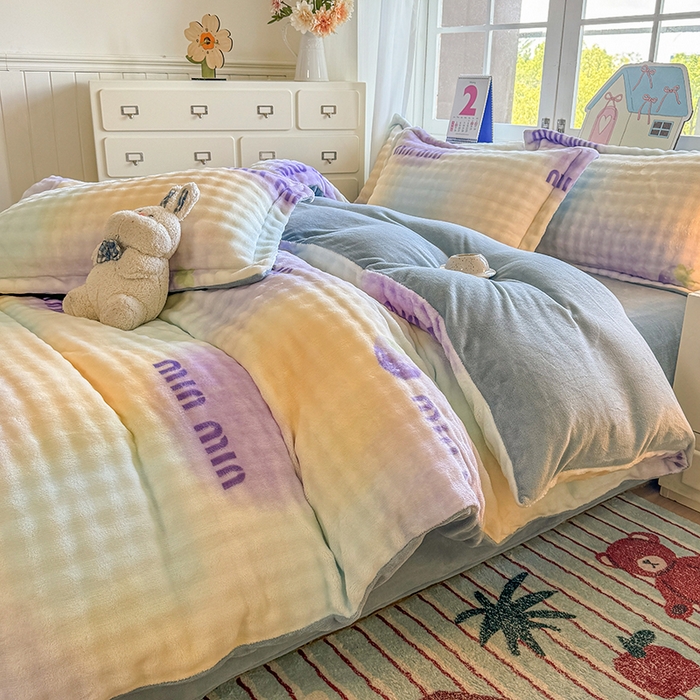 91家纺网 家纺一手货源 找家纺 家贝爱 2025新款加厚牛奶绒泡泡兔毛绒四件套 泡泡绒-幻彩