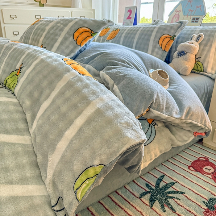 91家纺网 家纺一手货源 找家纺 家贝爱 2025新款加厚牛奶绒泡泡兔毛绒四件套 泡泡绒-南瓜