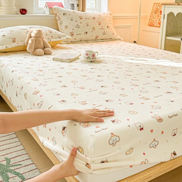 91家纺网 家纺一手货源 找家纺 （总）卡普家居 2025新款印花牛奶绒床笠