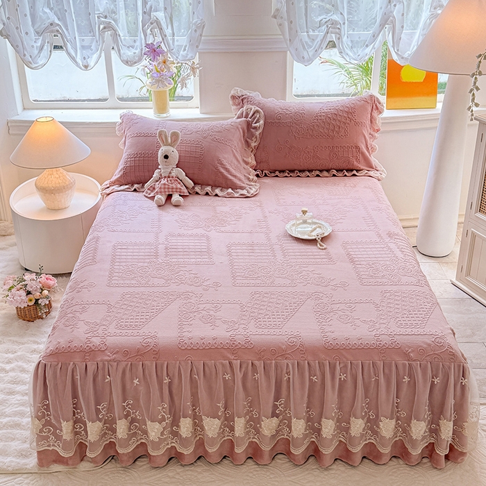 美达家纺 2025新款牛奶绒雕花系列单床裙 床裙-丝丝如花-皮粉