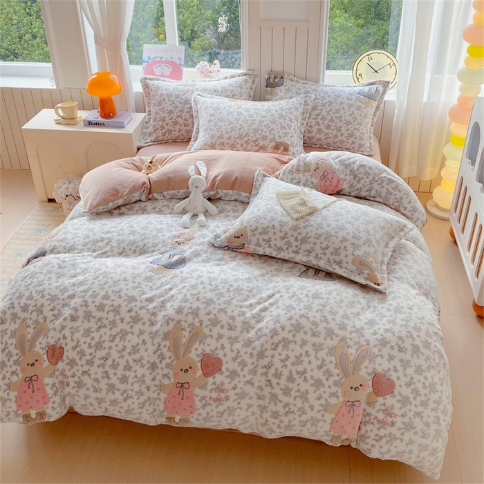 91家纺网 家纺一手货源 找家纺 （总）佰亿莱 2025新款5D雕花雪花绒四件套