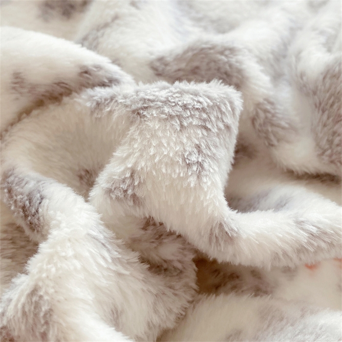 91家纺网 家纺一手货源 找家纺 （总）佰亿莱 2025新款5D雕花雪花绒四件套