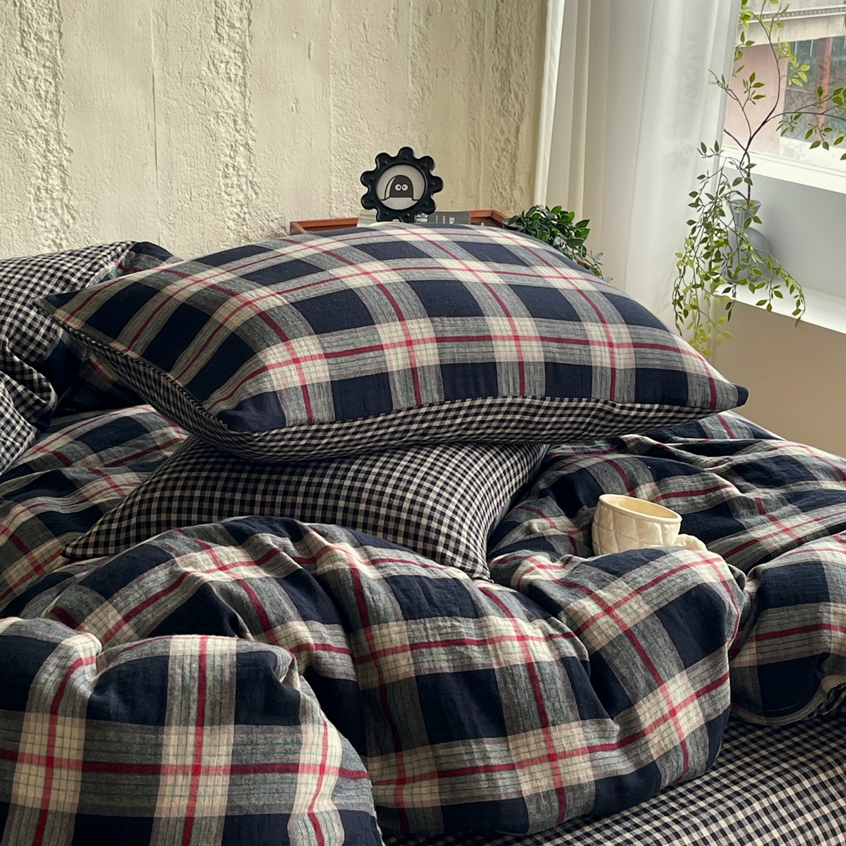 91家纺网 家纺一手货源 找家纺 （总）双层纱家居 2025新款黑大格双层纱四件套