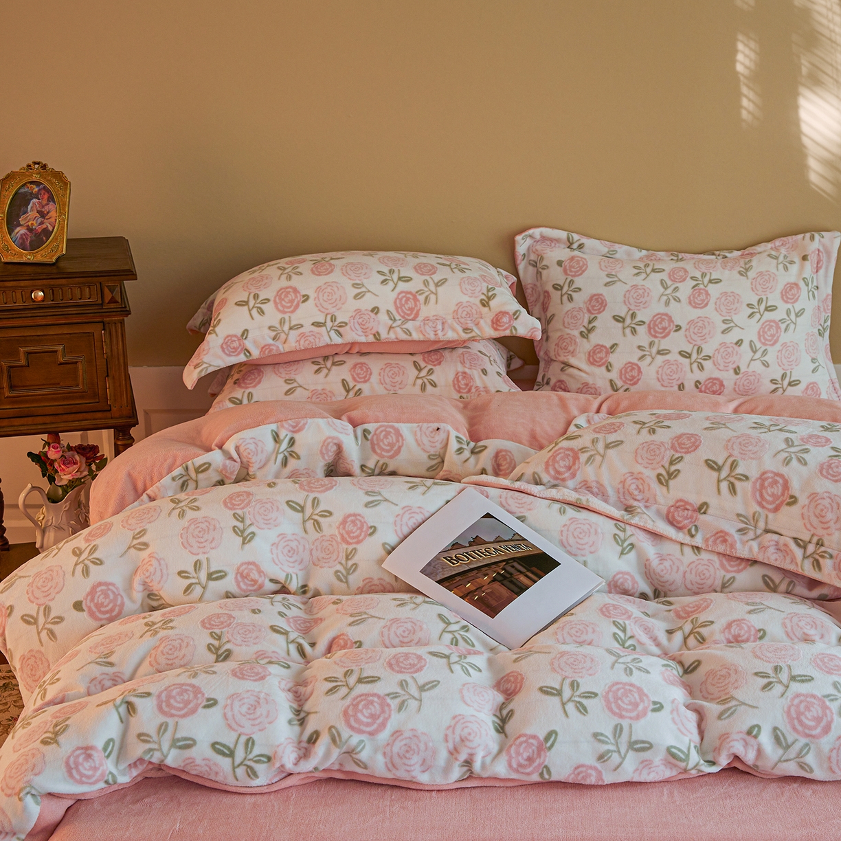 91家纺网 家纺一手货源 找家纺 菡宝 【主推第三批 带质检报告】A类全消光230g雕花绒牛奶绒四件套支持定制定做尺寸 艾莎