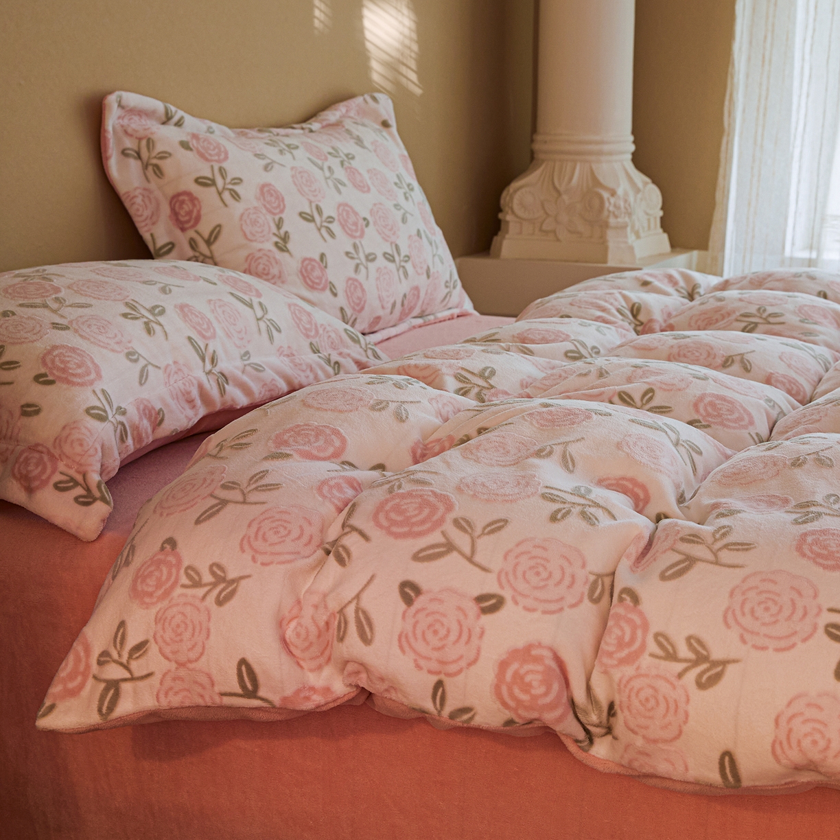 91家纺网 家纺一手货源 找家纺 菡宝 【主推第三批 带质检报告】A类全消光230g雕花绒牛奶绒四件套支持定制定做尺寸 艾莎