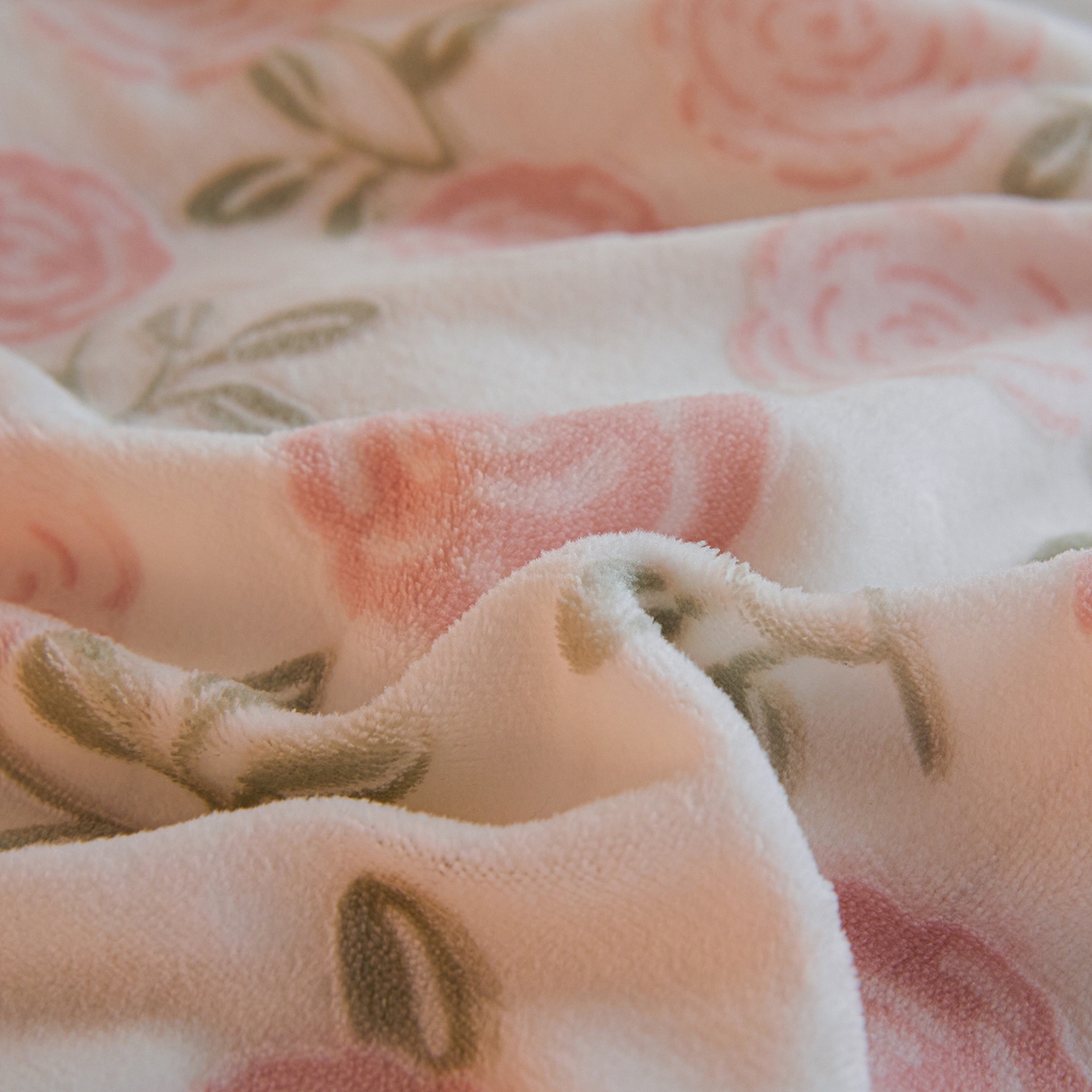 91家纺网 家纺一手货源 找家纺 菡宝 【主推第三批 带质检报告】A类全消光230g雕花绒牛奶绒四件套支持定制定做尺寸 艾莎