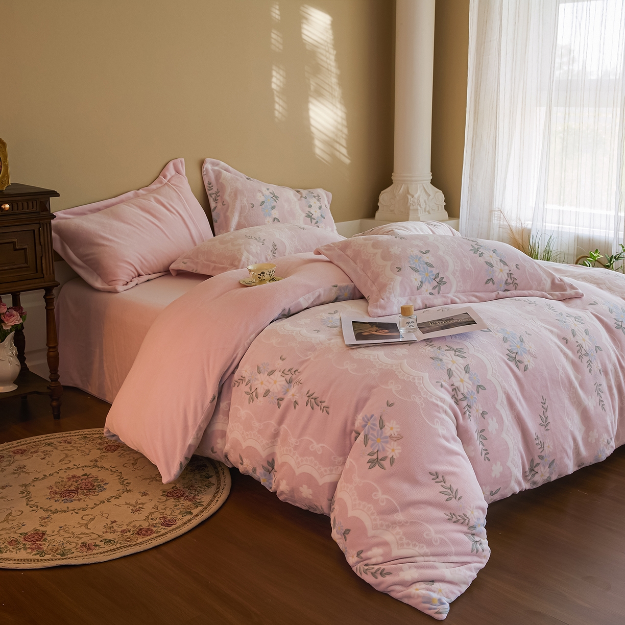 91家纺网 家纺一手货源 找家纺 菡宝 【主推第三批 带质检报告】A类全消光230g雕花绒牛奶绒四件套支持定制定做尺寸 安妮粉