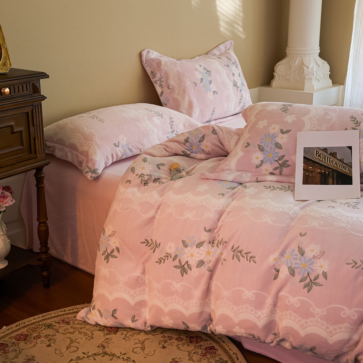 91家纺网 家纺一手货源 找家纺 菡宝 【主推第三批 带质检报告】A类全消光230g雕花绒牛奶绒四件套支持定制定做尺寸 安妮粉