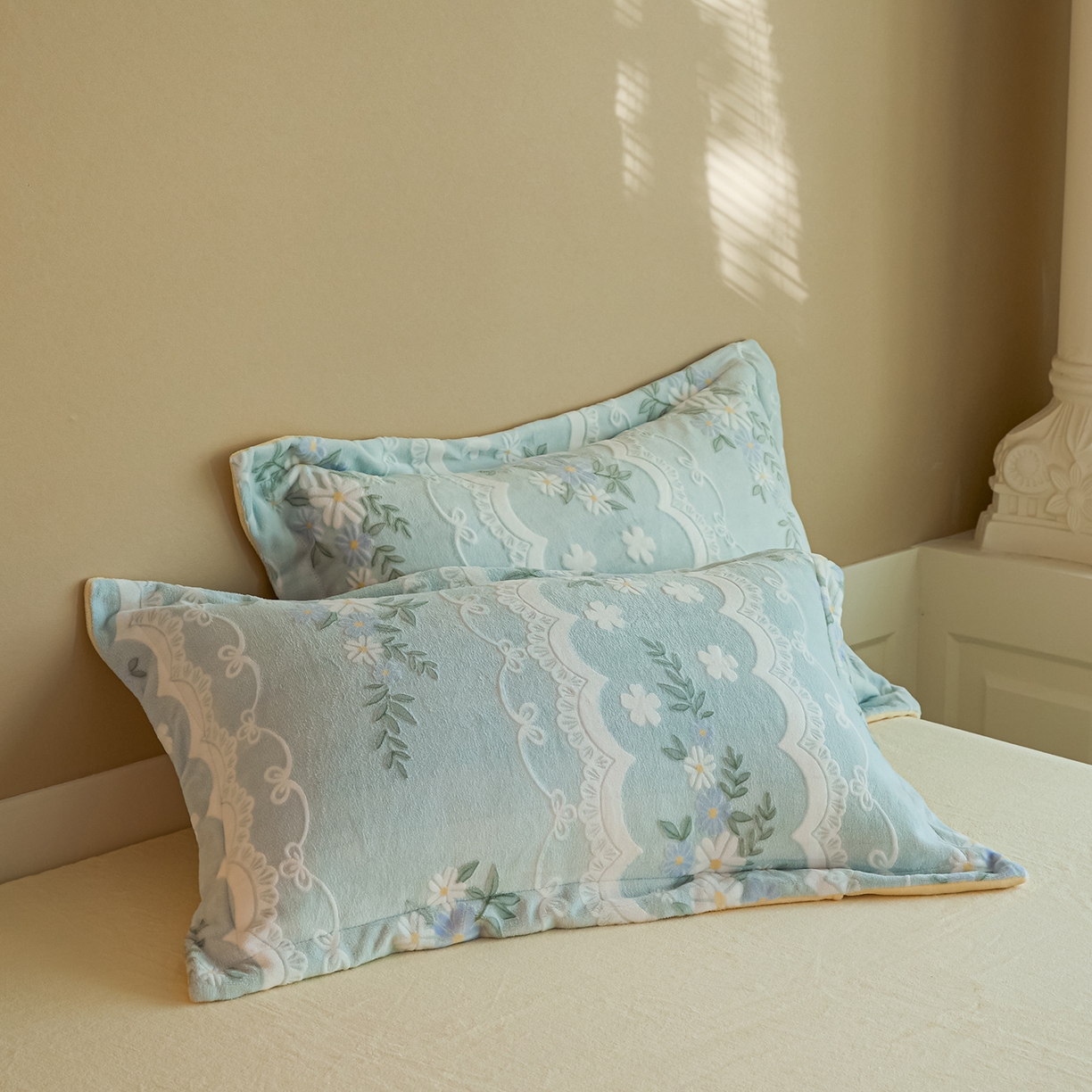 91家纺网 家纺一手货源 找家纺 菡宝 【主推第三批 带质检报告】A类全消光230g雕花绒牛奶绒四件套支持定制定做尺寸 安妮绿