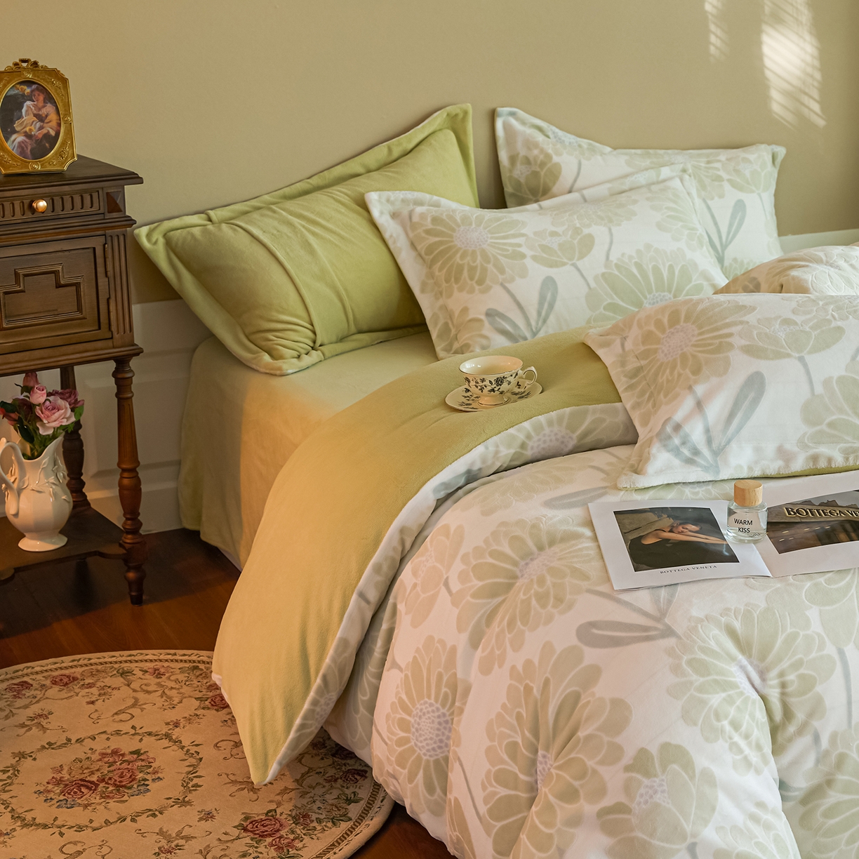 91家纺网 家纺一手货源 找家纺 菡宝 【主推第三批 带质检报告】A类全消光230g雕花绒牛奶绒四件套支持定制定做尺寸 雏菊呈露绿