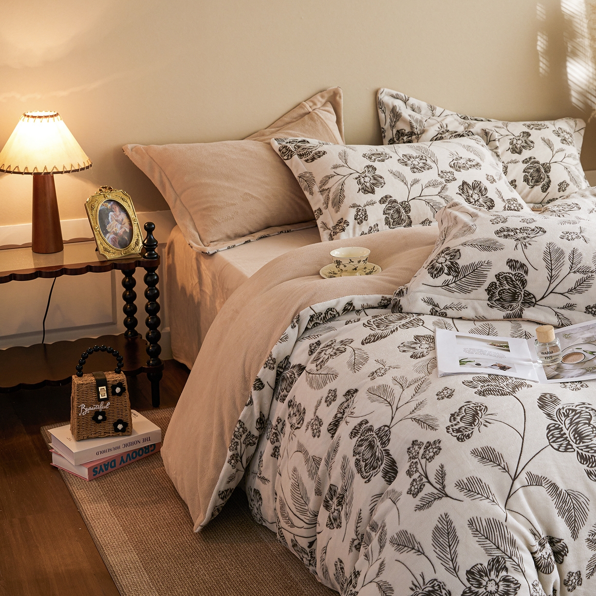 91家纺网 家纺一手货源 找家纺 菡宝 【主推第三批 带质检报告】A类全消光230g雕花绒牛奶绒四件套支持定制定做尺寸 春风微时