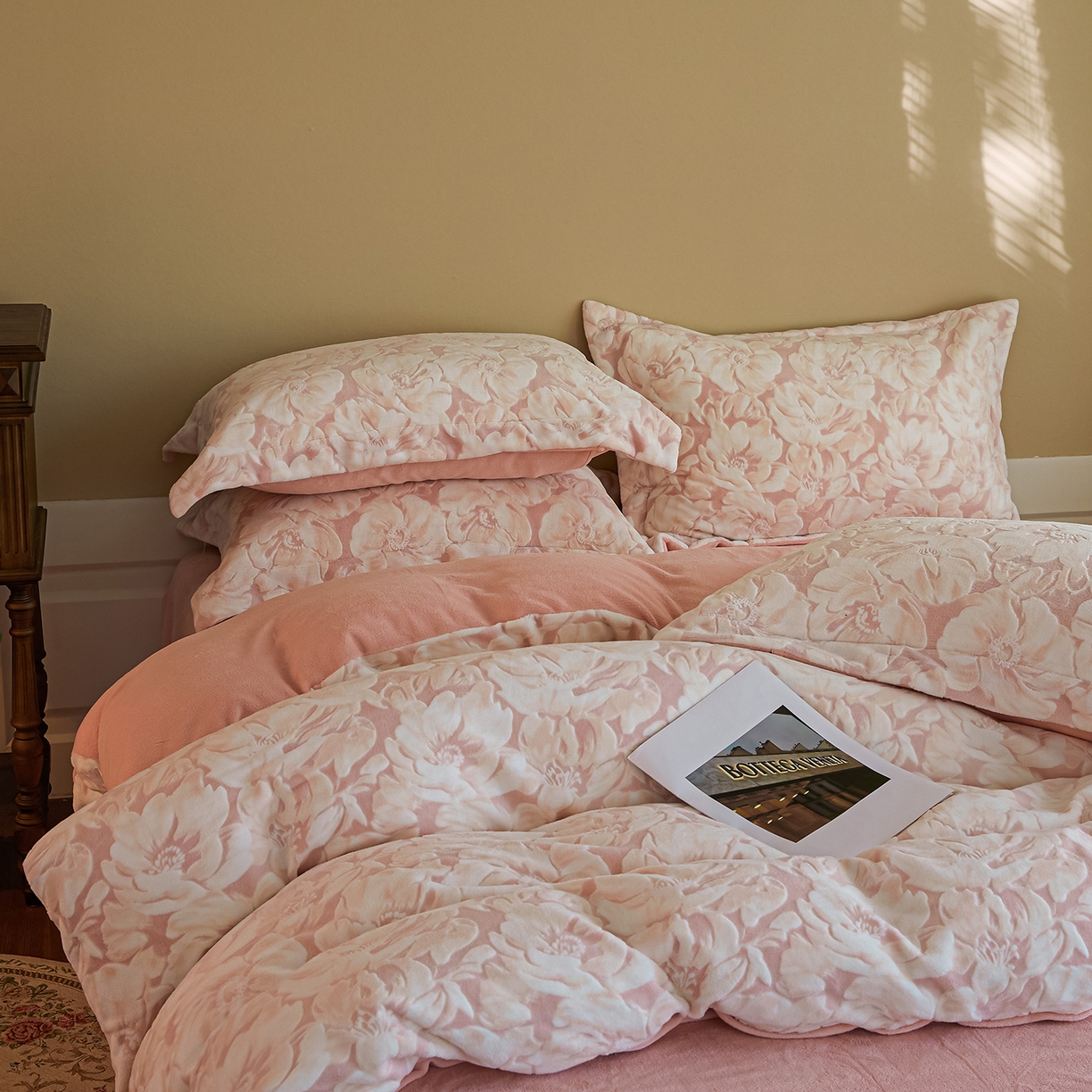 91家纺网 家纺一手货源 找家纺 菡宝 【主推第三批 带质检报告】A类全消光230g雕花绒牛奶绒四件套支持定制定做尺寸 繁花倾心