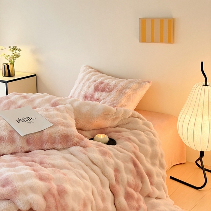 91家纺网 家纺一手货源 找家纺 （总）星座家纺 2025新款大泡泡兔兔绒四件套-场景1