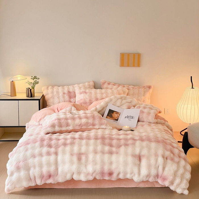 91家纺网 家纺一手货源 找家纺 （总）星座家纺 2025新款大泡泡兔兔绒四件套-场景1