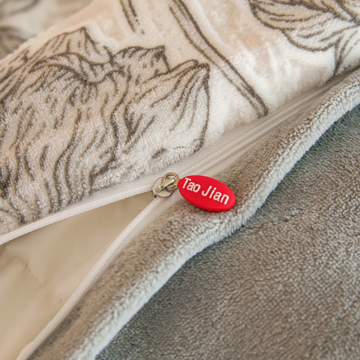 91家纺网 家纺一手货源 找家纺 菡宝 【主推第三批 带质检报告】A类全消光230g雕花绒牛奶绒四件套支持定制定做尺寸 繁花曦月